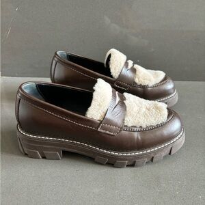 La Canadienne David Shearling Lined Loafers